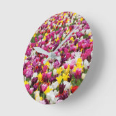 Horloge Ronde champ plein de tulipes (Angle)