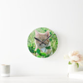 Horloge Ronde Chat de gingembre avec yeux verts en herbe (Maison)