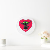 Horloge Ronde Chat noir dans le coeur rouge (Maison)