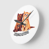 Horloge Ronde Chatons frères et soeurs, deux chats mignons (Angle)
