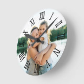 Horloge Ronde Chiffres romains noirs photo pour papa (Angle)