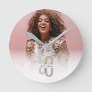 Horloge Ronde Cinquante et fabuleux 50e anniversaire moderne Elé