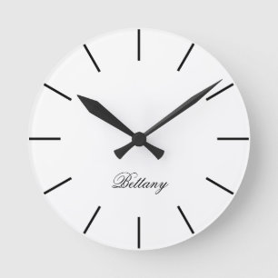Horloge Ronde Classic blanc et nom élégant du script
