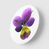 Horloge Ronde Clock de Pretty Pansy (Angle)