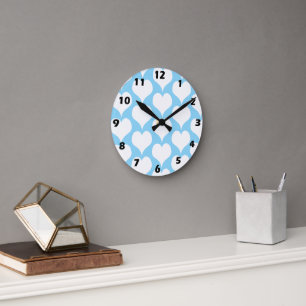Horloge Ronde Conception de cœurs blancs