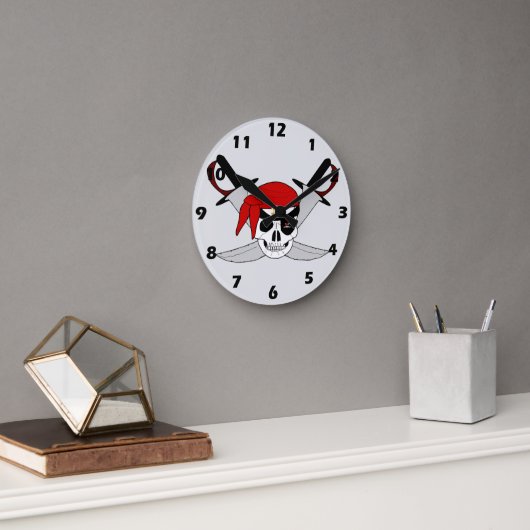 Horloge Ronde Conception de crâne de pirate et d'épées (Bureau)
