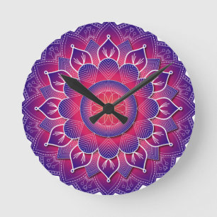 Horloge Ronde Conception de mandala traditionnel bleu violet   