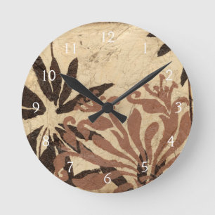 Horloge Ronde Conception florale de pochoir avec le feuille