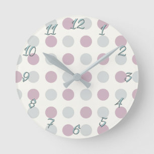 Horloge Ronde Conception rétro de Polka Dot pourpre