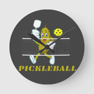 Horloge Ronde Concombre Drôle Jouant Pickleball