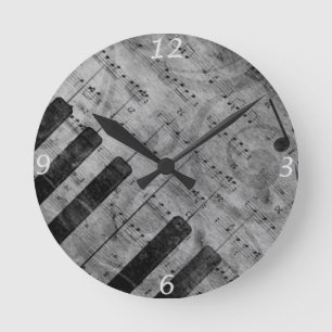 Horloge Ronde Cool antique grunge, effet piano notes musicales