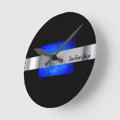 Horloge Ronde Cool noir, argent avec design bleu 24h/24 (Angle)