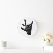 Horloge Ronde cornes diable main (Maison)