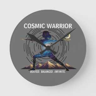 Horloge Ronde Cosmic Yoga Warrior   Galaxy Body Pose se traduit 