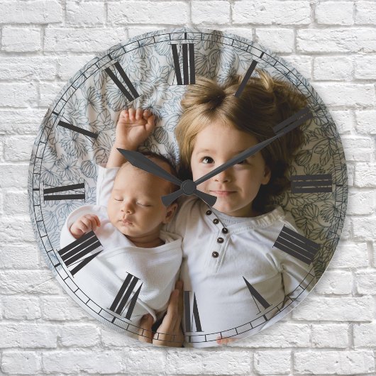 Horloge Ronde Create Your Custom Photo Grey Classy Elegant