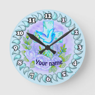 Horloge Ronde Croix chrétienne aux roses violettes