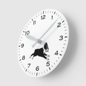 Horloge Ronde Cute Boston Terrier avec heures et minutes (Angle)