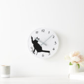 Horloge Ronde Cute funny black cat playing with numbers clock (Maison)