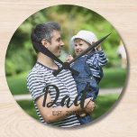 Horloge Ronde Dad Established Modern Script Photo<br><div class="desc">Black Dad Established Modern Script Photo Design. Replace the photo with your own of your kids and change the years to the years you became a dad.</div>
