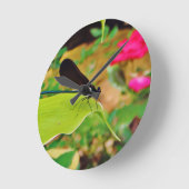 Horloge Ronde Damselfly et Rose (Angle)
