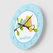 Horloge ronde des Chouettes d'arbre joyeux (Bleu) (Angle)