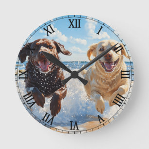 Horloge Ronde Deux Labradors Retrievers sur la plage