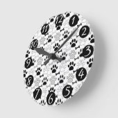 Horloge Ronde Dog Paw Prints and Bones Pattern (Angle)