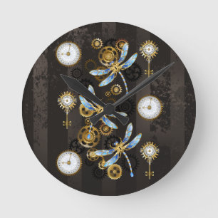 Horloge Ronde Dragonflies de Steampunk sur arrière - plan rayé b