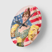 Horloge Ronde Drapeau américain Lady Liberty Independence (Angle)