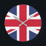 Horloge Ronde Drapeau du Royaume-Uni<br><div class="desc">Le drapeau national du Royaume-Uni est l'Union Jack, également connu sous le nom de drapeau de l'Union. Le drapeau se compose de la croix rouge de Saint George (patron de l'Angleterre), bordée de blanc, superposée à la croix de Saint Patrick (patron de l'Irlande), qui sont superposées au Saltire de Saint...</div>
