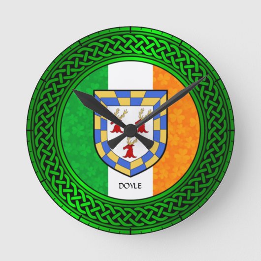 Horloge Ronde Drapeau Shamrock irlandais - Doyle (Recto)