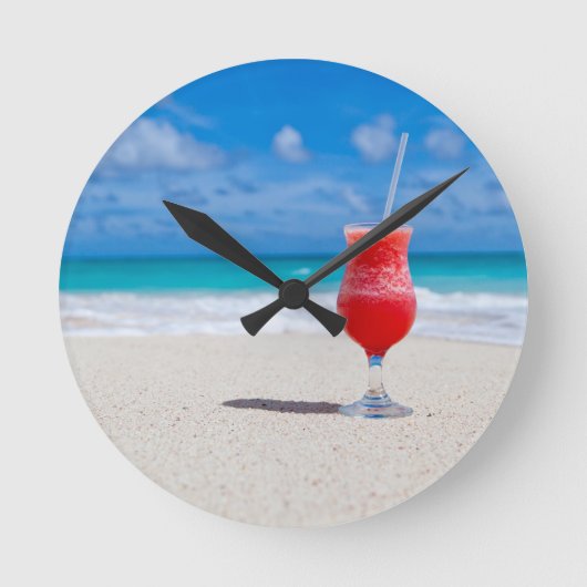 Horloge Ronde Drink On Beach wall clock (Recto)