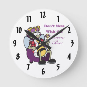 Horloge Ronde drôle ne pas déranger la reine des abeilles design