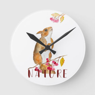 Horloge Ronde Écureuil d'aquarelle drôle sur une branche avec de