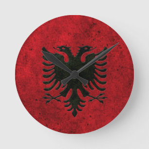 Horloge Ronde Effet en acier âgé par drapeau albanais
