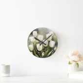 Horloge Ronde Élégante bande de tulipes blanches dans un jardin (Maison)