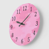 Horloge ronde en camouflage rose (Angle)