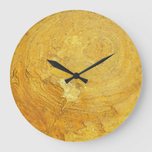 Horloge ronde en pierre rocheuse