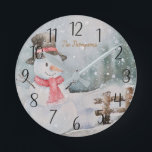 Horloge Ronde Équipe cycliste Snowman Winter<br><div class="desc">Personnalized Snowman Winter Scene Round Clock. Add personal or family name.</div>