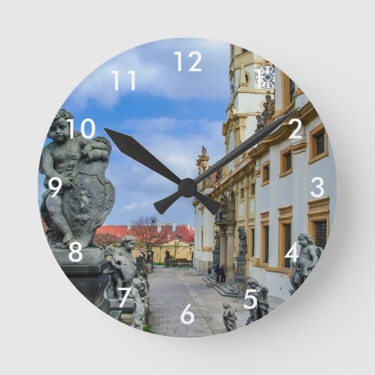 Horloge Ronde Escaliers avec anges en pierre à l'église Loreto P (Recto)