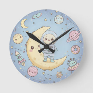 Horloge Ronde Espace Mignon Kawaii - Astronaute et Lune Souriant