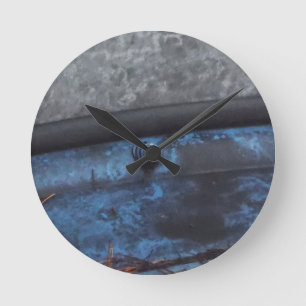 Horloge Ronde Fenêtre fosted par camion bleu