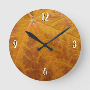 Horloge Ronde Feuille de Érable Jaune Automne Abstrait Nature