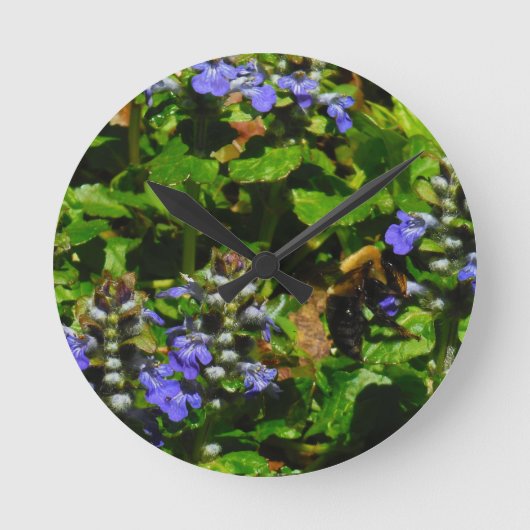 Horloge Ronde Fleur violette et abeille boursouflante (Recto)