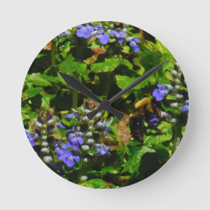 Horloge Ronde Fleur violette et abeille boursouflante