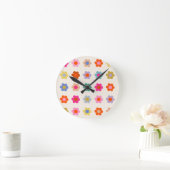Horloge Ronde Fleurs Abstraites de preppy colorées rétro (Maison)