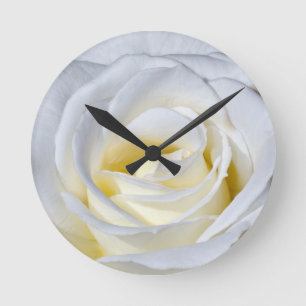 Horloge Ronde Fleurs de rose blanches