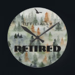 Horloge Ronde Forêt Misty officiellement à la retraite ou TOUT M<br><div class="desc">Choisissez parmi 3 tailles, une horloge murale avec une scène boisée brumeuse est un thème parfait pour un cadeau de retraite masculin, cadeau d'anniversaire pour un chasseur ou un outdoorsman et plus. Tout le texte et les polices peuvent être changés, il suffit de cliquer sur le bouton PERSONNALISER. Invitations, serviettes,...</div>