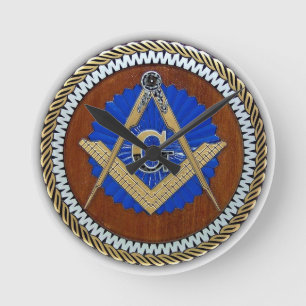 Horloge Ronde freemason NWO conspiration carré & boussole