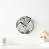 Horloge Ronde Frères dans le studio (Maison)